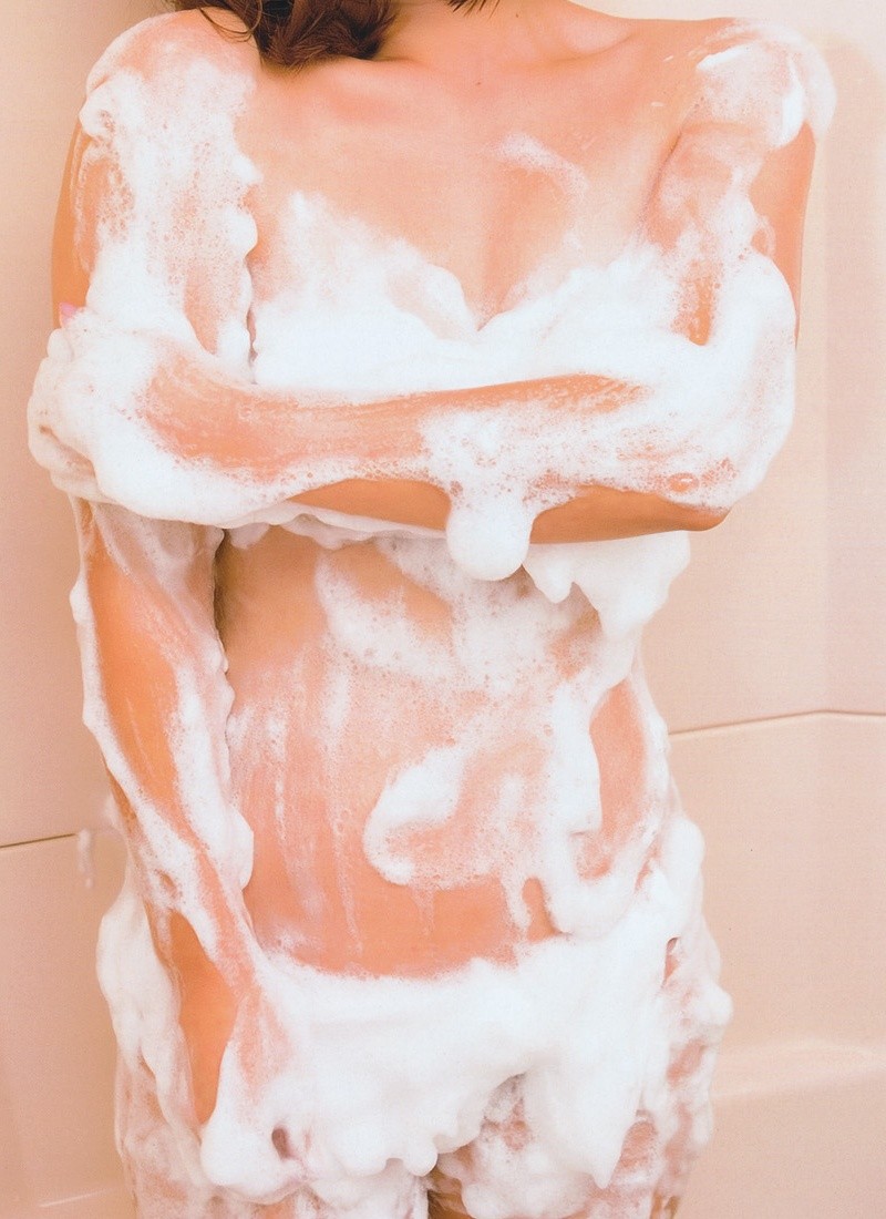 【入浴エロ画像】一緒に密着洗いっこしたい！お風呂で泡まみれなお姉さんｗｗｗ 15
